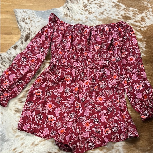 NWOT Floral Off-Shoulder Romper - Picture 3 of 5